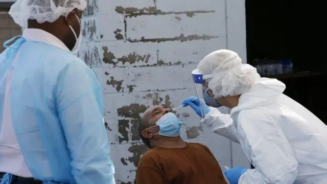 అమెరికాలో కరోనావైరస్