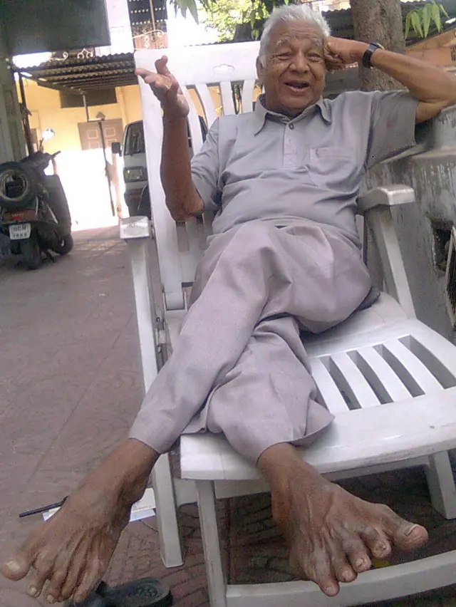 વિનોદ ભટ્ટની તસવીર