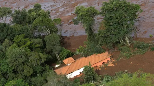 Casa engolida pela lamasites de apostas boletoBrumadinho