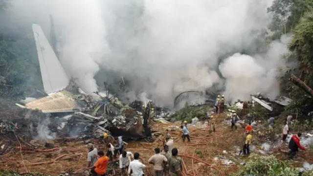 मंगलोरमध्ये 2010ला एयर इंडिया एक्स्प्रेस विमानाला अपघात झाला होता.