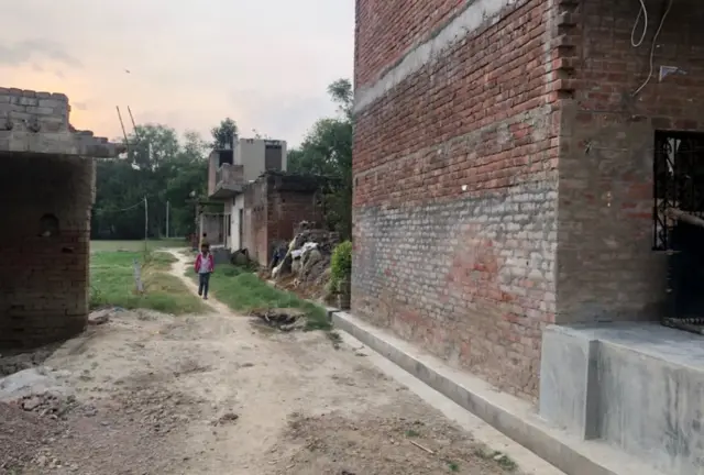 बिकरू गांव