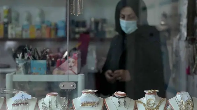 শুধুমাত্র নারীদের জন্য হেরাতের একটি বাজার।