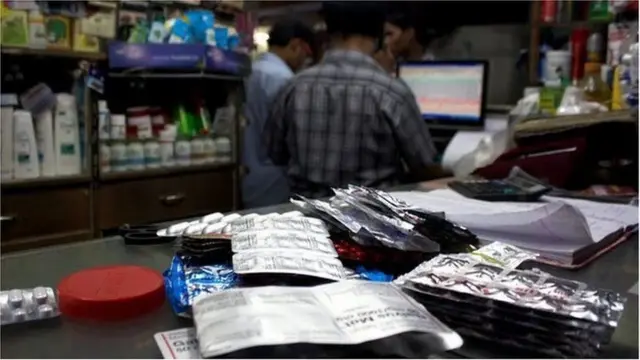 మందుల దుకాణం