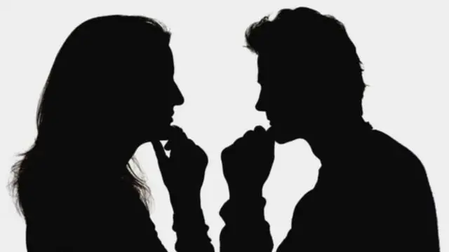 பாலியல் புகார்