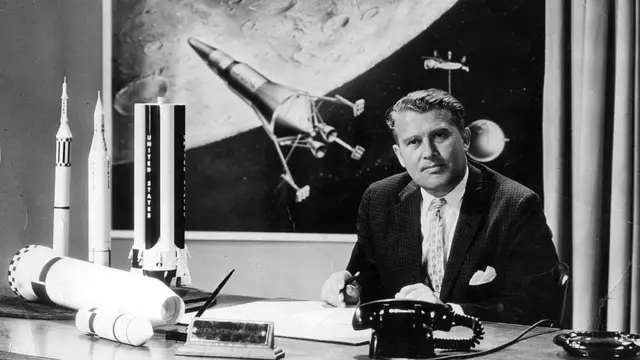 Вернер фон Браун успешно работал в Пенемюнде на нацистов, а затем еще более успешно - в НАСА, на американцев