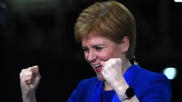 Никола Стёрджен