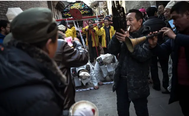 中国传统葬礼。