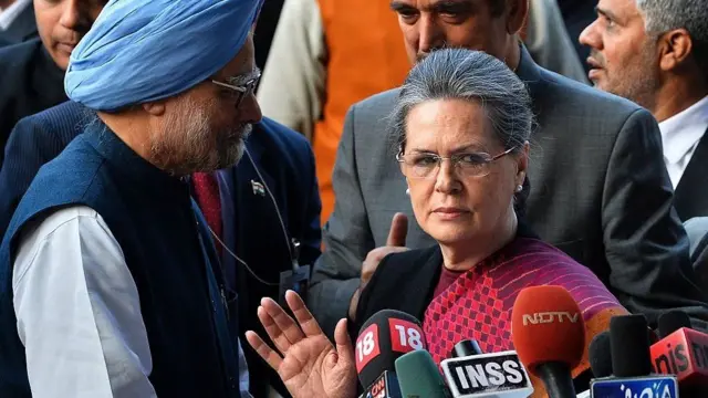 મનમોહન સિંહ સાથે સોનિયા ગાંધી