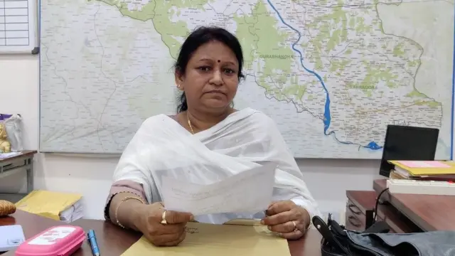 ज़िला शिक्षा पदाधिकारी निर्मला बरेलिया