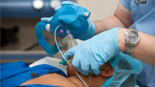 World Anaesthesia Day: भूल देणाऱ्या पडद्यामागच्या कलाकाराविषयी या गोष्टी ठाऊक आहेत?