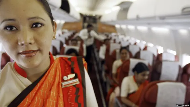 एयर इंडिया, एयर होस्टेस