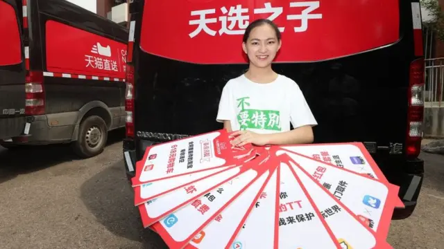 ચીનમાં ખરીદીની પ્રતીકાત્મક તસવીર