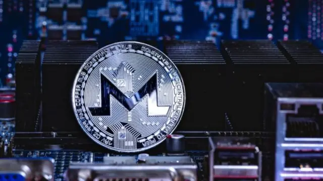 ينصح المستخدمون باستخدام برامج خاصة لحماية حواسيبهم