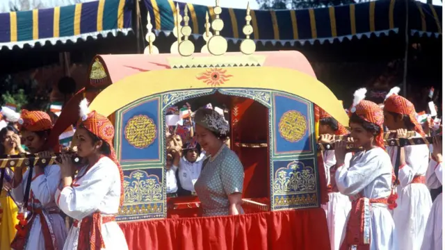 দ্বিতীয়বার রানি এলিজাবেথ ভারত সফরে আসেন ১৯৮৩ সালে