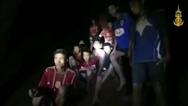 တောဝက်ဘောလုံးအသင်းသား