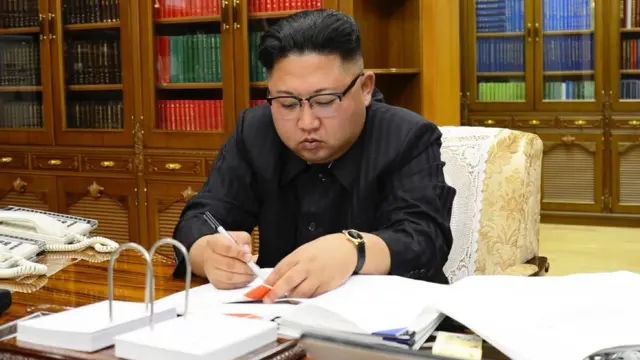 North Korean leader dey write