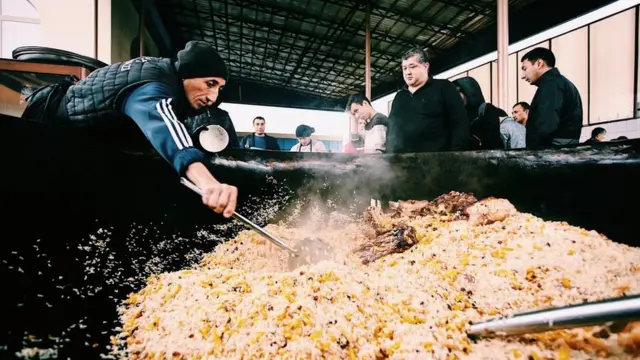 Миркомиль Махмудов