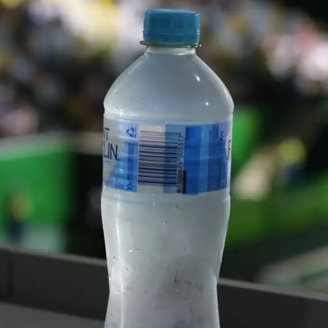 ऑस्ट्रेलिया में पानी की बोतल