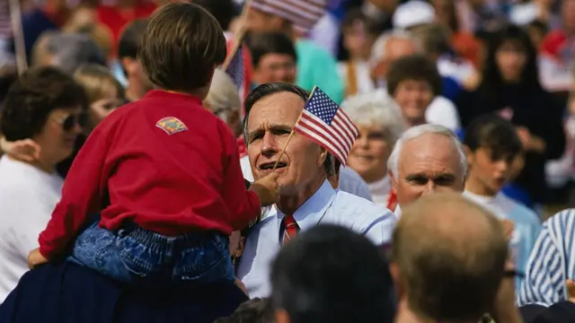 जॉर्ज बुश, George HW Bush, टिमोथी