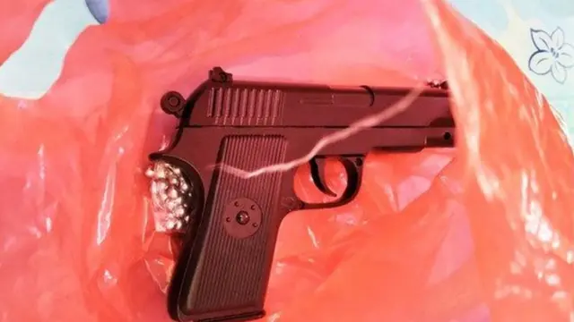 Tang vật trong vụ cướp.