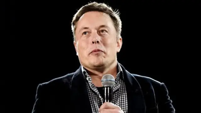 எலான் மஸ்க்