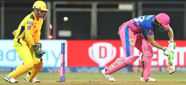 Jos Buttler bold by Ravindra Jadeja