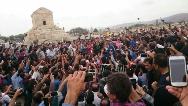 کوروش