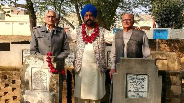 ભારતના વિભાજન વખતે હિન્દુ, શીખ અને મુસલમાન, વર્તમાન ભારત અને પાકિસ્તાનમાં, જ્યાં જ્યાં તેઓ લઘુમતીમાં હતા ત્યાં ત્યાં બહુમતીના પ્રકોપનો શિકાર થયા હતા