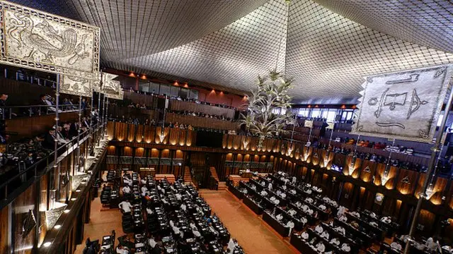 Maithreepala Sirisena and Mahinda Rajapakse