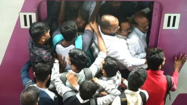 मुंबईची गर्दी