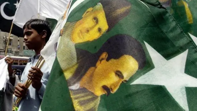 اقبال، قائد