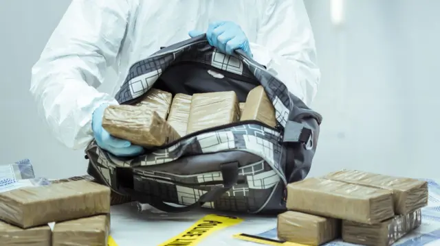 અફઘાનિસ્તાનમાં તાલિબાનનું શાસન લાગુ થયા બાદ ડ્રગ્સની હેરફેર વધ્યાનું અનુમાન છે