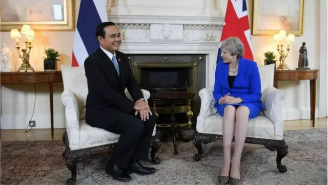 ประยุทธ์ นางเมย์