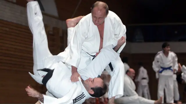 بوتين يمارس الجودو