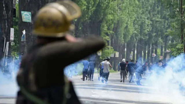 Protes di luar kota Srinagar pada tanggal 13 Mei 2019