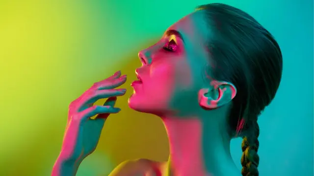 Mujer en foto de archivo