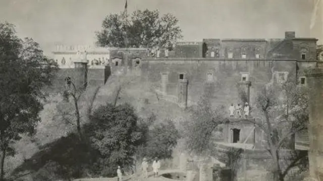 आनंदपुर का किला.