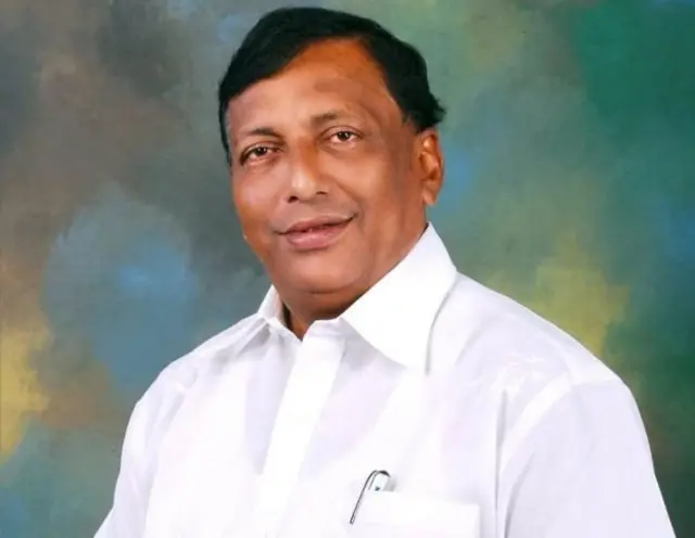 சுயேச்சை வேட்பாளராகப் போட்டியிடும் முன்னாள் நாடாளுமன்ற உறுப்பினரான ஏ.எச்.எம். அலவி