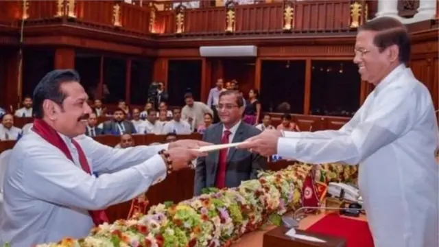 மகிந்த ராஜபக்ச பிரதமராக பதவி பிரமாணம்