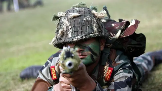 ராணுவத்தில் பெண்களுக்கு சம உரிமை வழங்கும் தீர்ப்பு