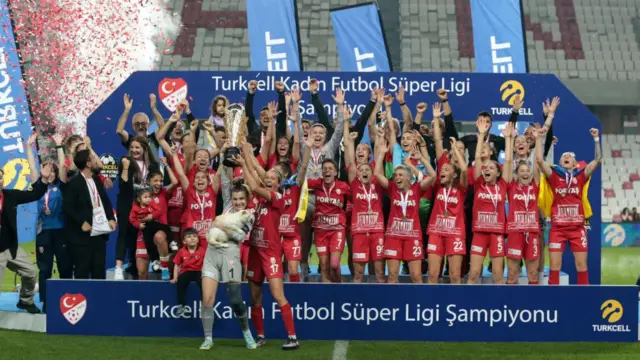 Türkiye kadınlar ligi şampiyonu Ankara