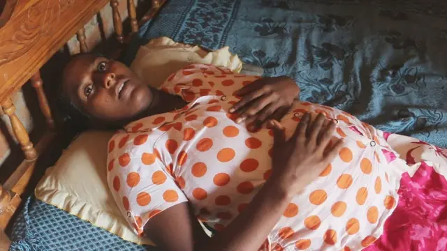 පහර කෑ බව පැවසෙන ගැබිනි මව හසිකා ශෂිකාන්ති