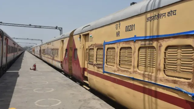 લૉકડાઉન દરમિયાન ભારત સરકાર દ્વારા શ્રમિક સ્પેશિયલ ટ્રેનો ચલાવાઈ હતી
