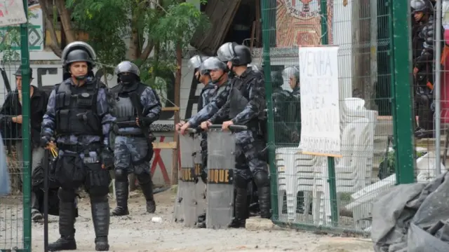 Policiais militares do Choque