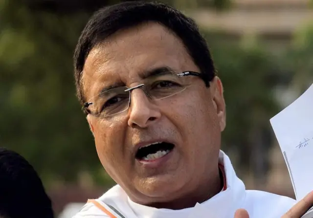 રણદીપસિંહ સુરજેવાલાએ મીડિયામાં છપાયેલા કેટલાક રિપોર્ટનો હવાલો આપ્યો હતો.