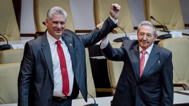 Мігель Діас-Канель і Рауль Кастро