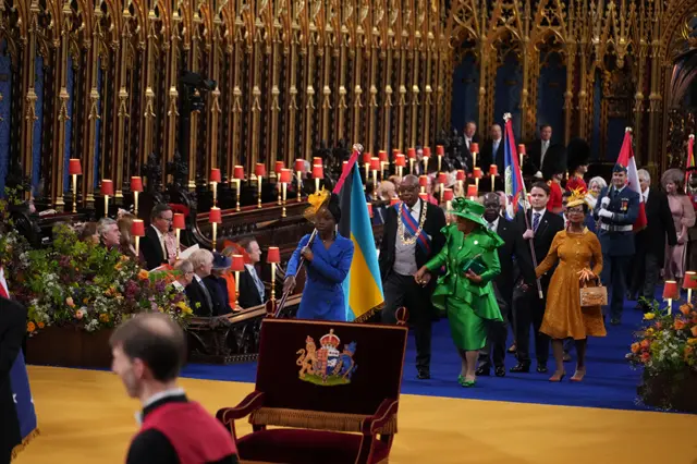 Les représentants des royaumes du Commonwealth arrivent à la cérémonie de couronnement du roi Charles III et de la reine Camilla à l'abbaye de Westminster.