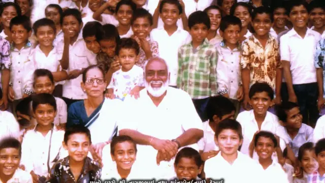 નાગજીભાઈ દેસાઈ, શાંતા તાઈ અને બાળકો