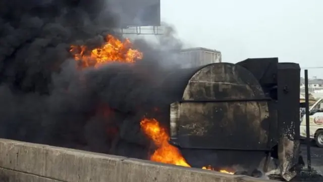 Aworan ọkọ ajagbe akepo to n jona naa