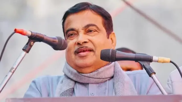 नितीन गडकरी, भाजप, काँग्रेस